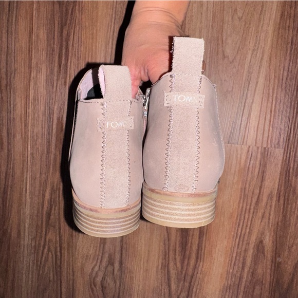 TOMS Reese bootie suede tan size 9W - Picture 3 of 8